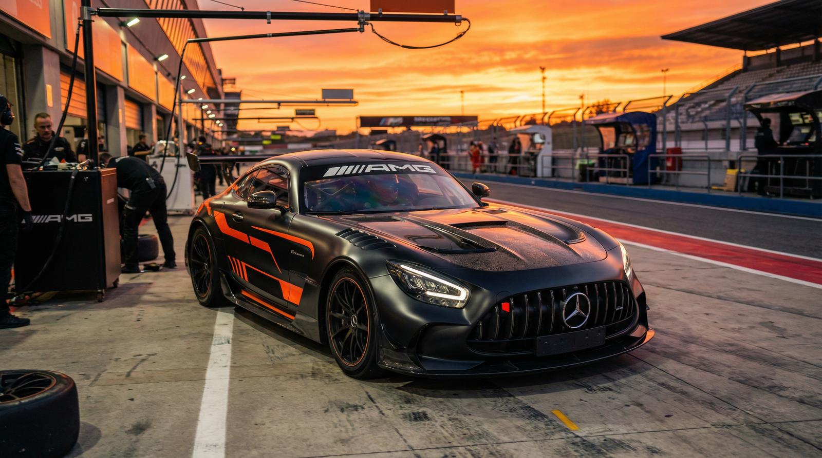 国产主播AMG赛道视频